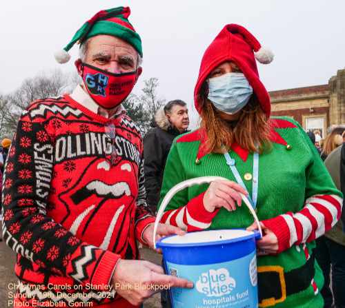 Christmas Carols on Stanley Park Blackpool 16th December 2021,  photos by Elizabeth Gomm